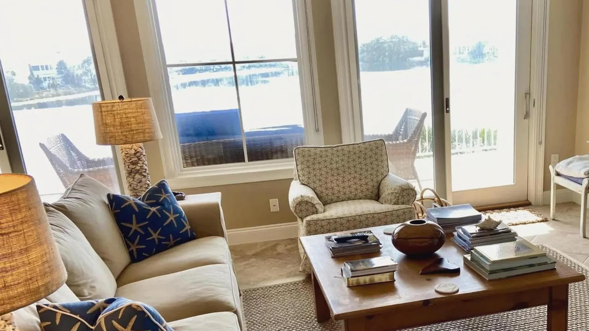 Elegant 3-Bedroom Condo With Lake Views Panama City Beach Apartmán
